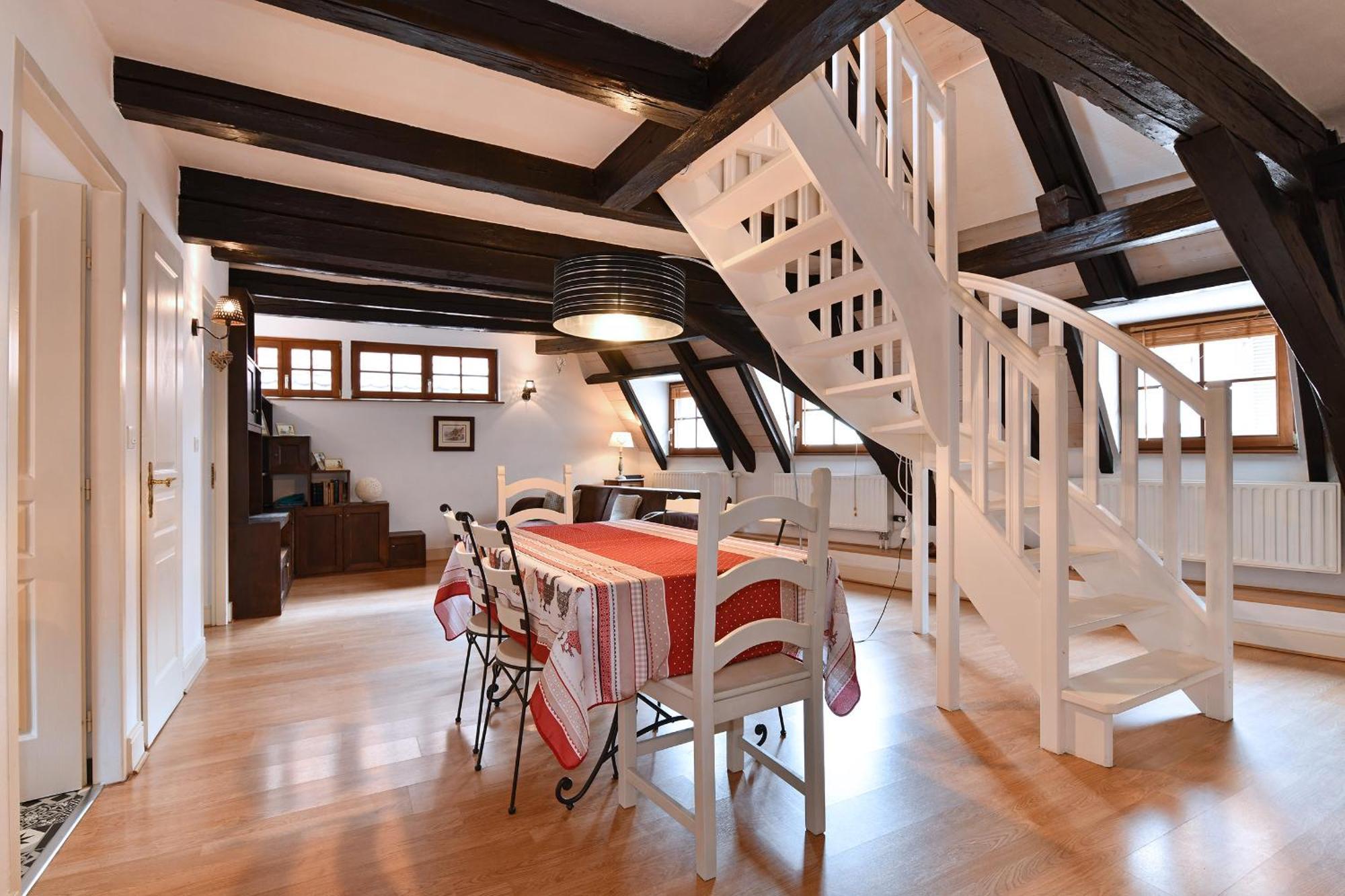 Au Nid D'Hirondelles Apartamento Ribeauvillé Exterior foto